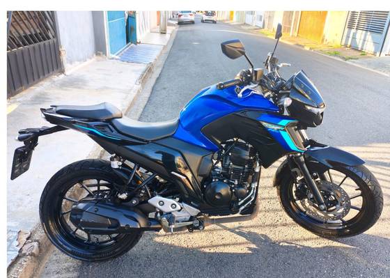 YAMAHA FZ25 FAZER ABS 